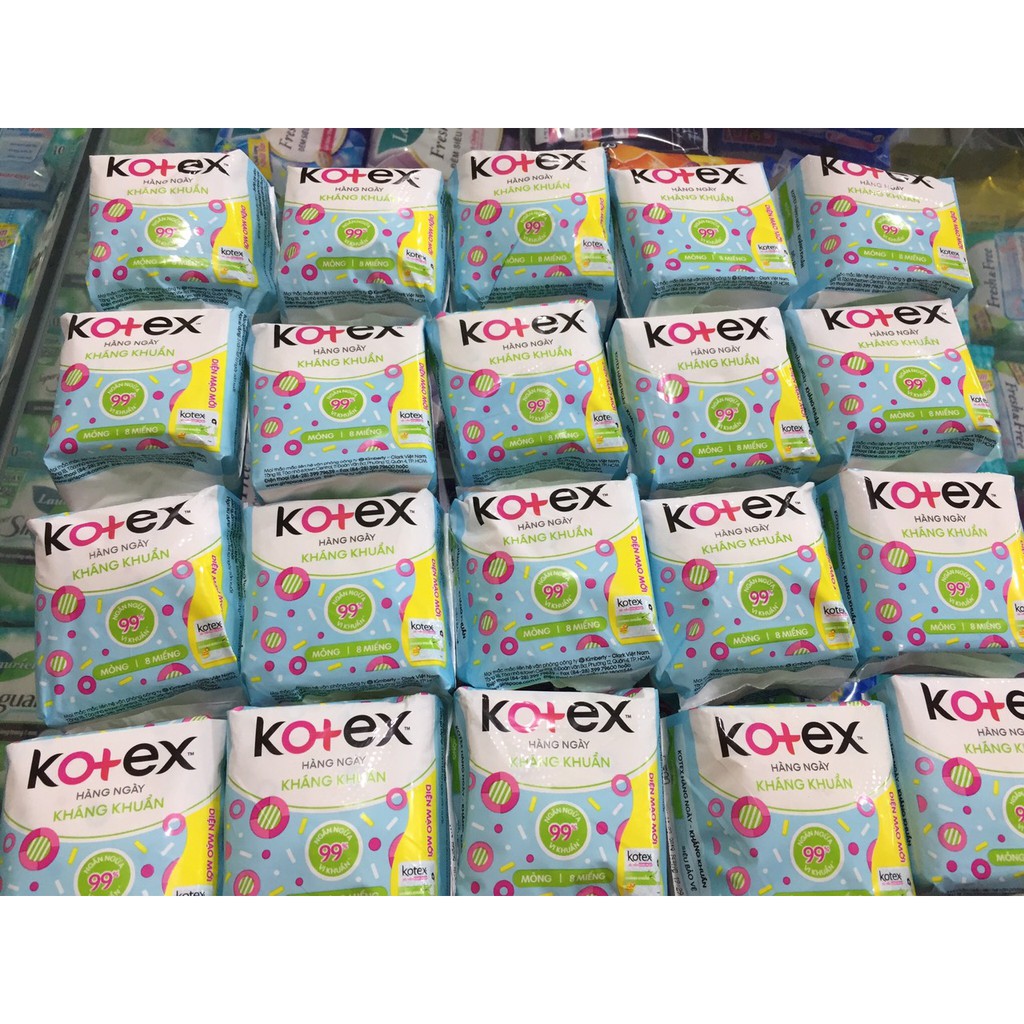 CHE TÊN Băng Vệ Sinh Kotex Hằng Ngày Hương Tự Nhiên Kháng Khuẩn 8 miếng