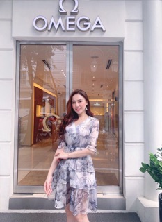 Đầm xoè hoa