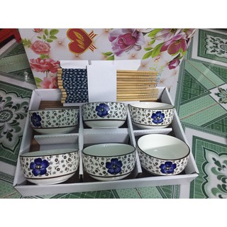 Bát ăn cơm Nhật Bản