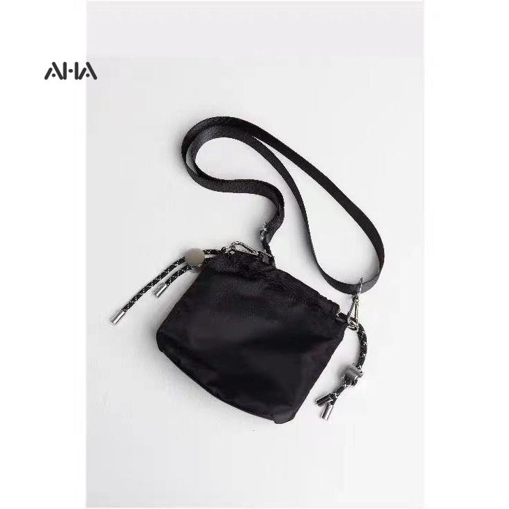 Túi đeo vai AHA official thời trang dễ phối đồ