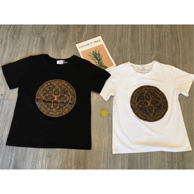 Áo thun LV 😱😱 ( hinh thật)