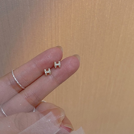 Khuyên tai HM129 cá tính sang chảnh