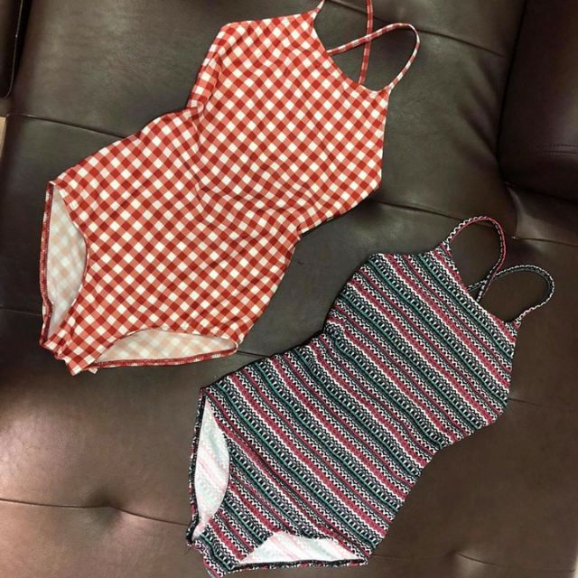 Bikini thổ cẩm