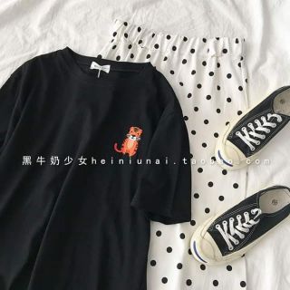 Áo thun nữ thêu hình thú