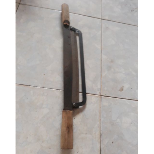 Dao thái chuối cho heo
