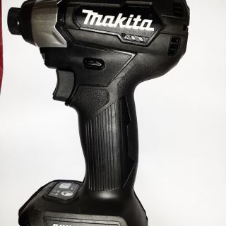 DMTD Máy bắt vít makita xdt15