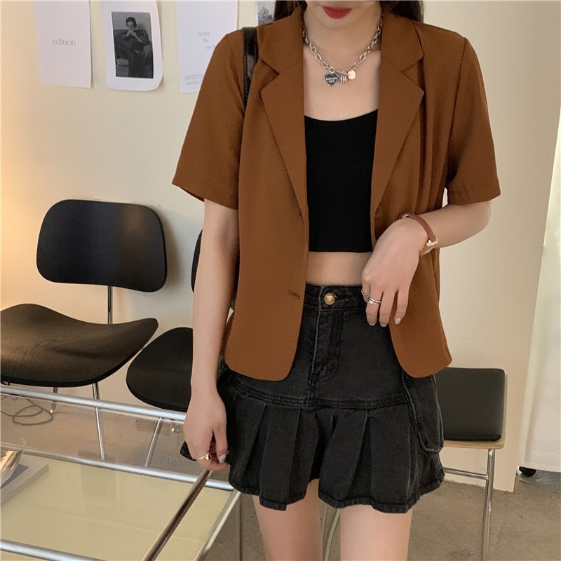 Áo khoác ngắn tay dáng ngắn blazer 5 màu dễ phối ngày hè | BigBuy360 - bigbuy360.vn