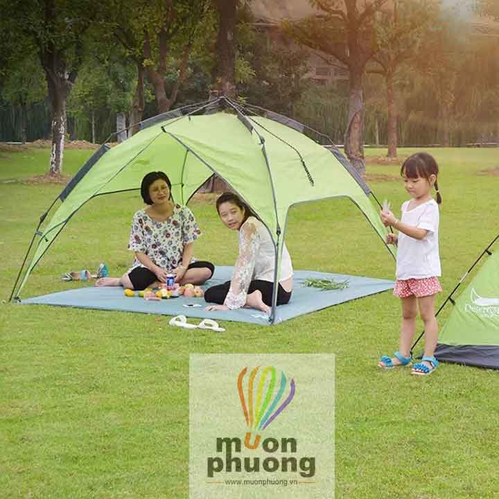 Lều tự bung 2 lớp chống mưa Desert Fox giúp dựng và hạ lều đơn giản nhanh chóng chỉ bằng thao tác kéo và mở/gập