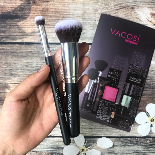 Vacosi - Set 2 cọ trang điểm Vacosi Brush B079