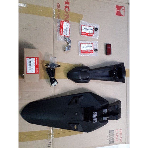 BỘ ĐUÔI SAU  WINNER V1 KÈM ĐEN SOI BIỂN SỐ ZIN CHÍNH HÃNG HONDA