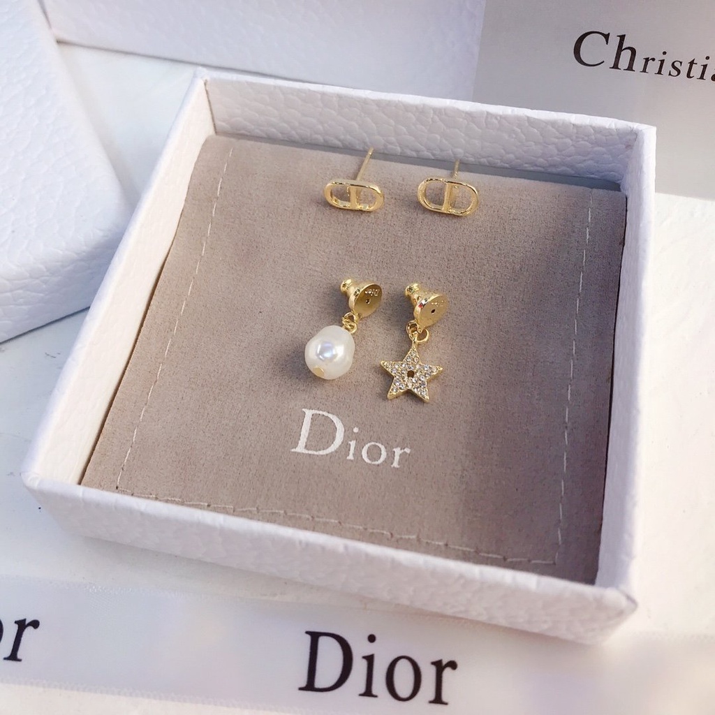 Khuyên Tai Tròn Bằng Thép Titan In Logo Dior Thời Trang Cho Nữ