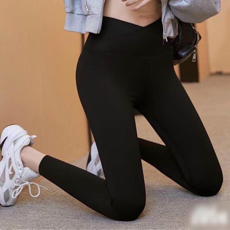 Quần legging cạp chéo