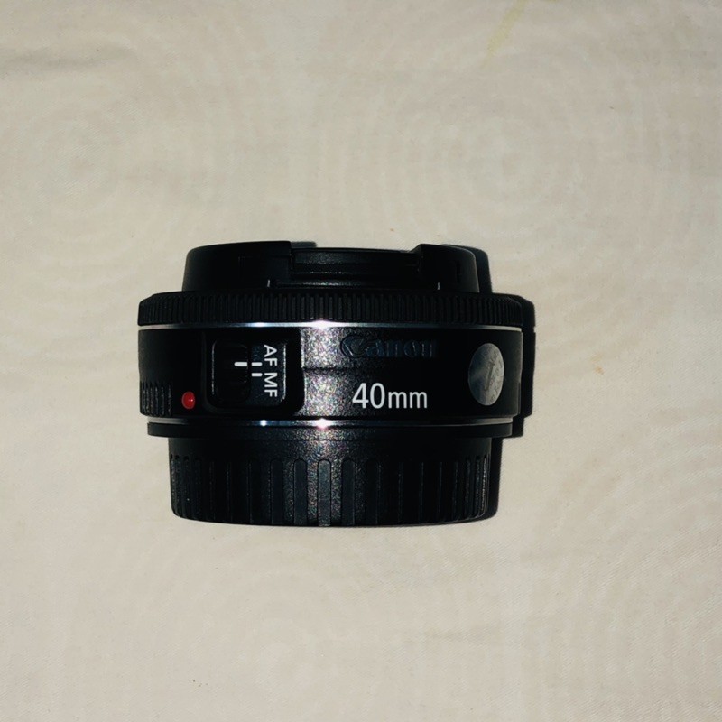 Ống kính Canon 40mm f2.8 STM