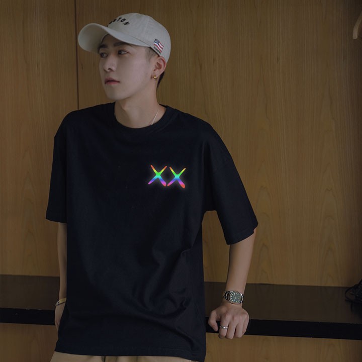 Áo thun unisex Phản Quang tay lỡ Gấu KAWS Form Rộng oversize nam nữ basic tee phông hai màu đen trắng