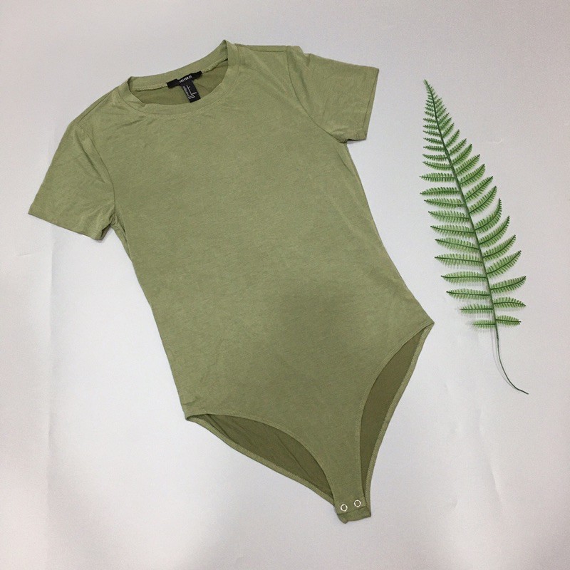 bodysuit F21 cổ tròn xuất xịn