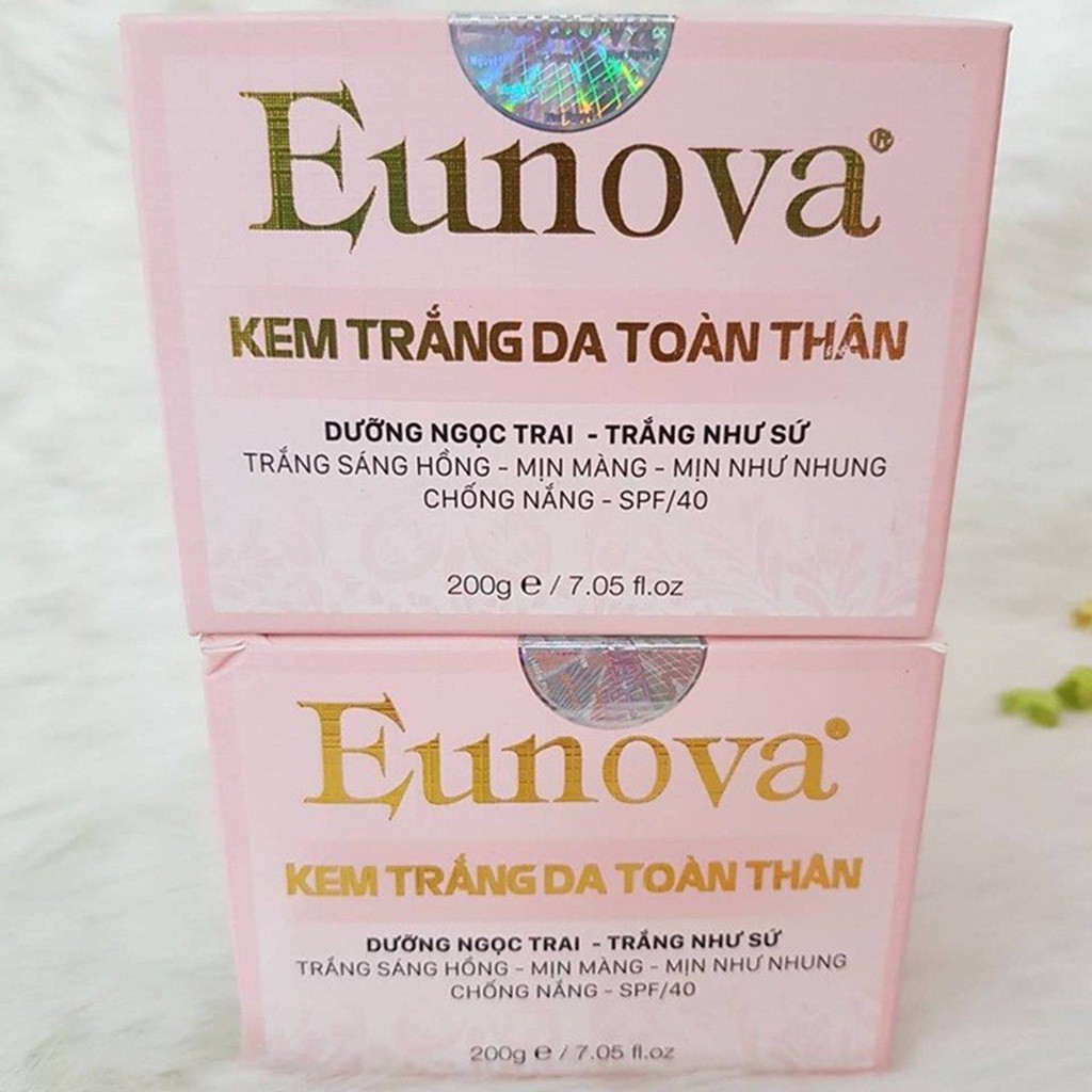 KEM DƯỠNG TRẮNG DA EUNOVA MAKE UP NGỌC TRAI TRẮNG NHƯ SỨ