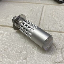 ĐÈN LEAD BI CẦU FA COS TRẮNG VÀ VÀNG 2 TRONG 1 , HÀNG CAO CẤP GẮN CHO XE DREAM , WAVE VÀ NHIỀU DÒNG XE KHÁC