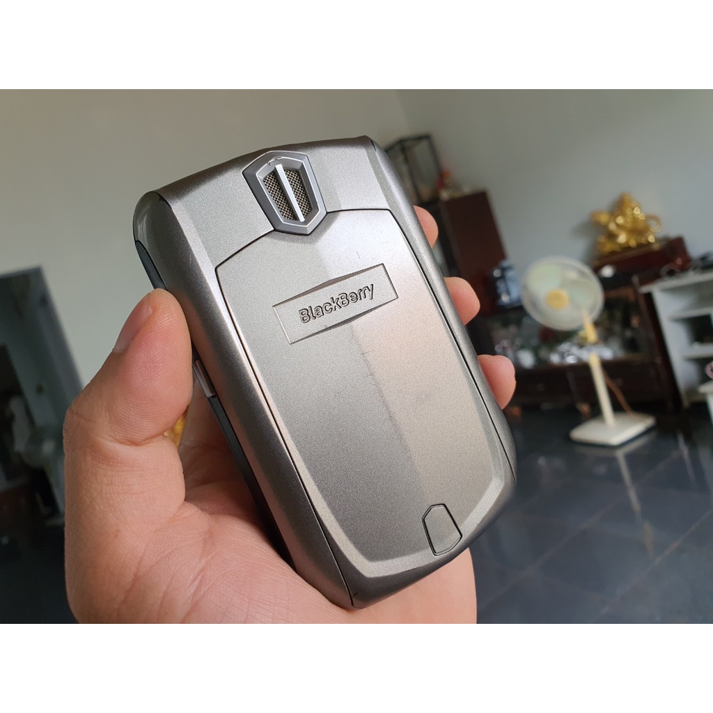 Điện thoại Blackberry 8700