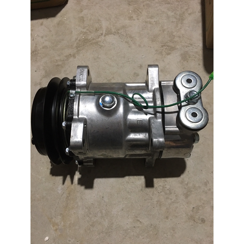 Lốc điều hoà DF 301 dùng cho xe Dongfong 8 tấn