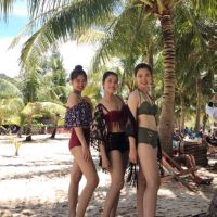 Bikini nhún bèo trễ vai siêu hot ( kèm hình thật)
