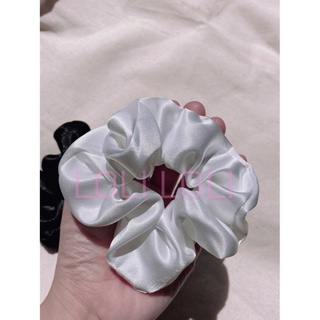 Scrunchies buộc tóc phi lụa cao cấp màu đen , trắng. cột tóc màu đen, cột tóc màu trắng