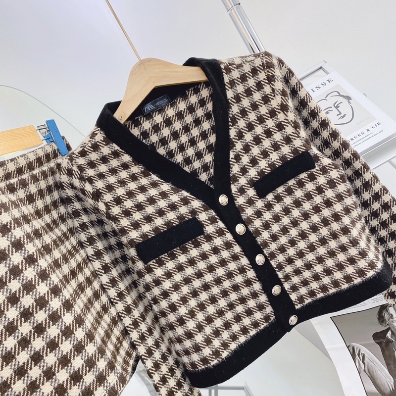 SET DẠ ZICZAC NÂU - ĐEN VIỀN : ÁO TAY DÀI + CHÂN VÁY