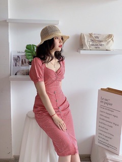 Đầm Caro Nút Gỗ Nhún Ngực