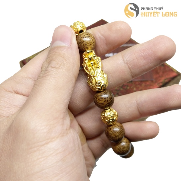 Chuỗi Hạt Trầm Hương Mix Charm Tỳ Hưu Bi Vàng Tài Lộc, Vòng Tay Trầm Hương Phong Thủy Cầu Tài, Cầu Lộc, Bình An