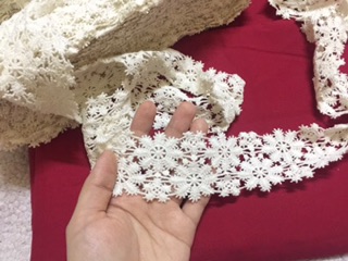 Set vải và phụ kiện 250k.