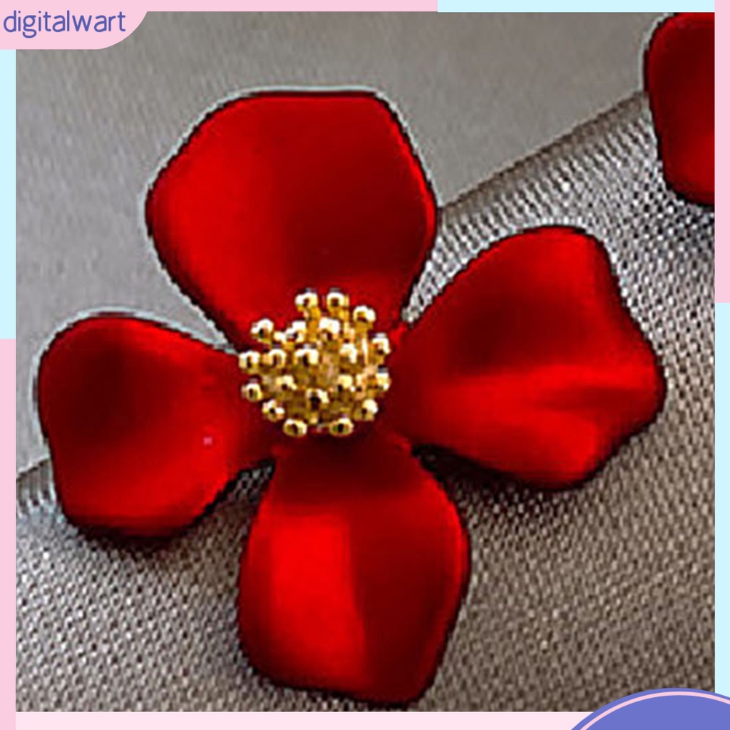 Đôi bông tai hình hoa đỏ xinh xắn cho nữ