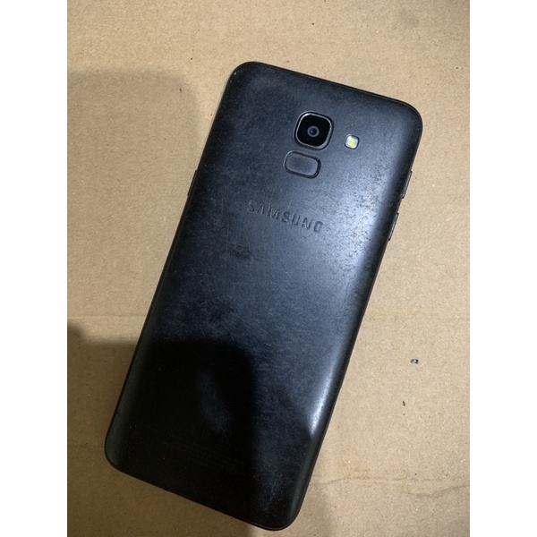 Main sống samsung j600g