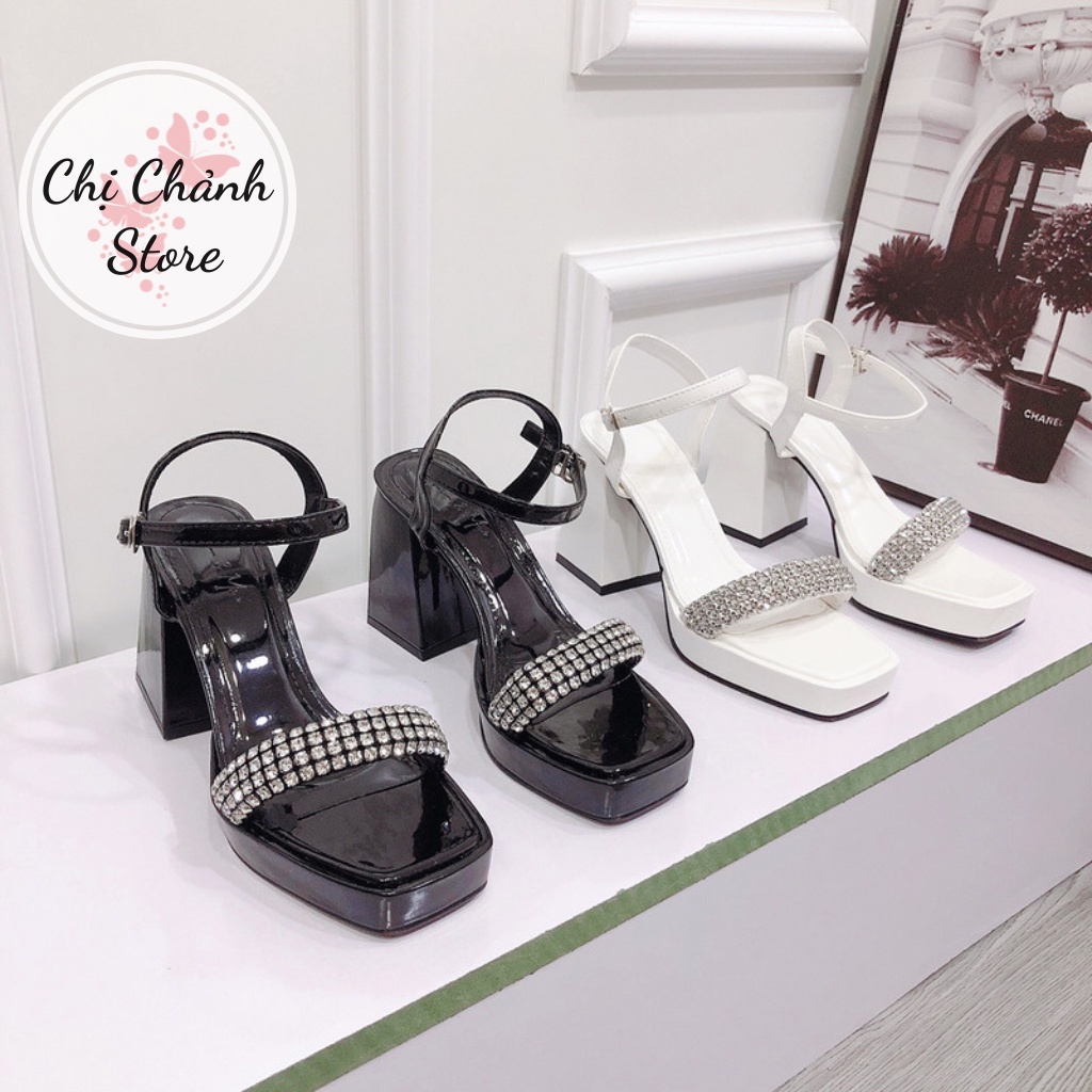 Sandal Cao Gót 9p Quai Xoàn Đá Siêu HOT Chất Da Bóng Mịn Đi Cực Êm Chân - 2 Màu Đen Trắng Chị Chảnh Store