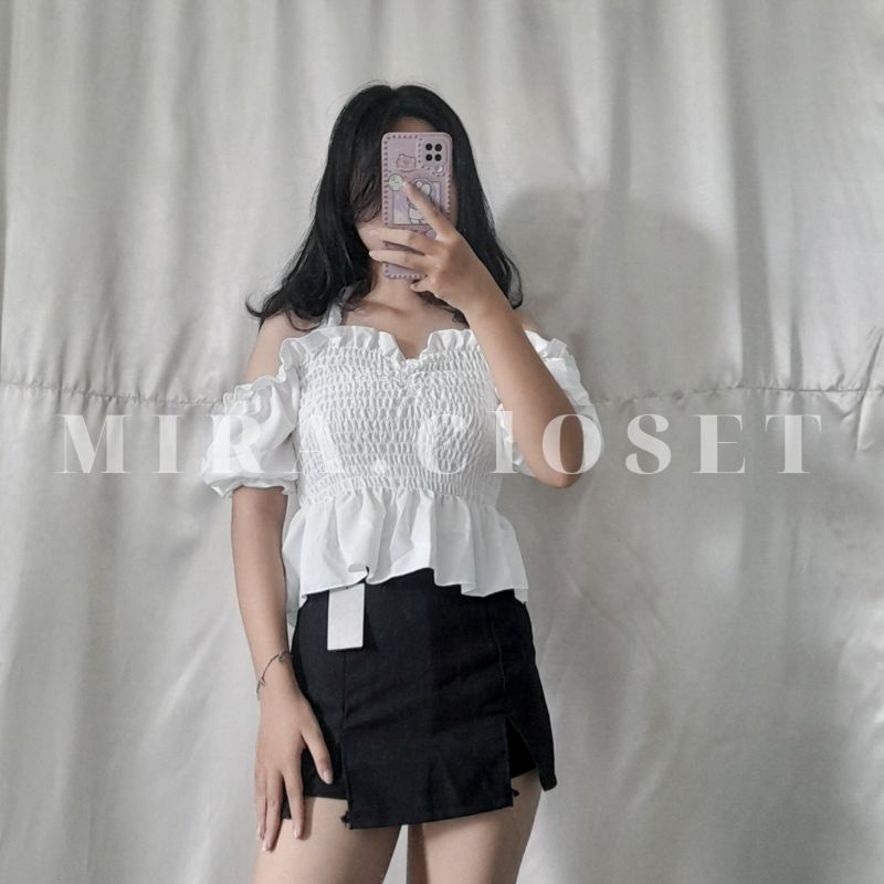 Áo Croptop Trễ Vai Tay Ngắn Nhún Thân Phối Dây Cổ Ren Xinh Xắn Nữ Tính A5344