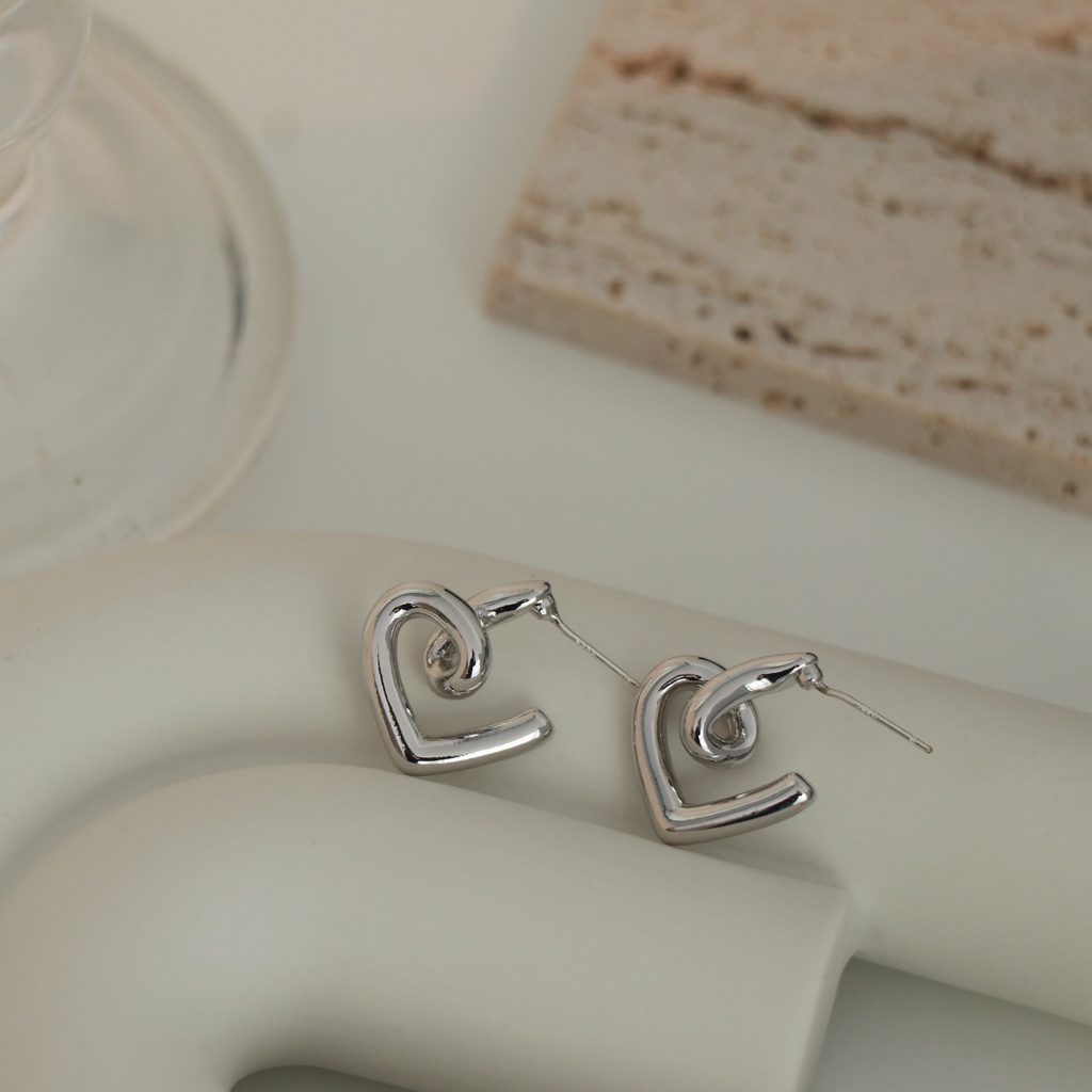 Bông Tai Kim Loại Hình Trái Tim Phong Cách Harajuku Dành Cho Nữ