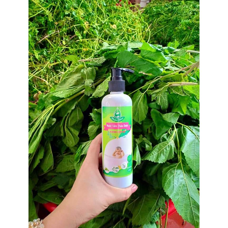 ? ?NƯỚC TẮM THẢO DƯỢC HUYỀN THOẠI - NƯỚC TẮM CHO BÉ (LỌ 150ML)