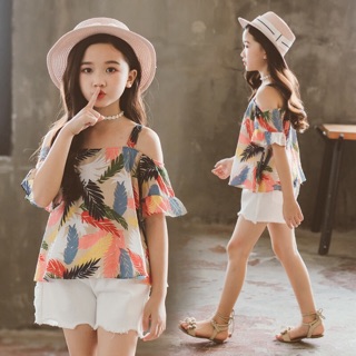 Set bộ bé gái áo thô đũi và quần bò trắng