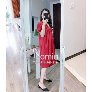 Váy bầu lụa gấm đỏ cổ V