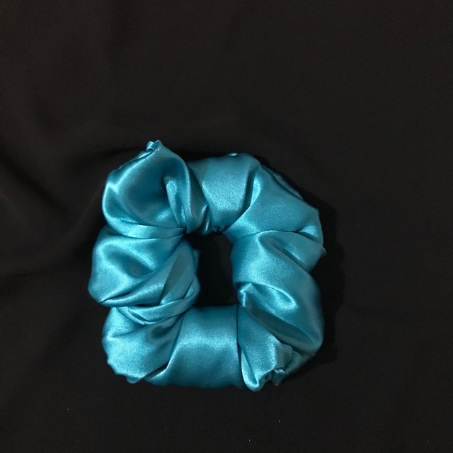 Oit scrunchies