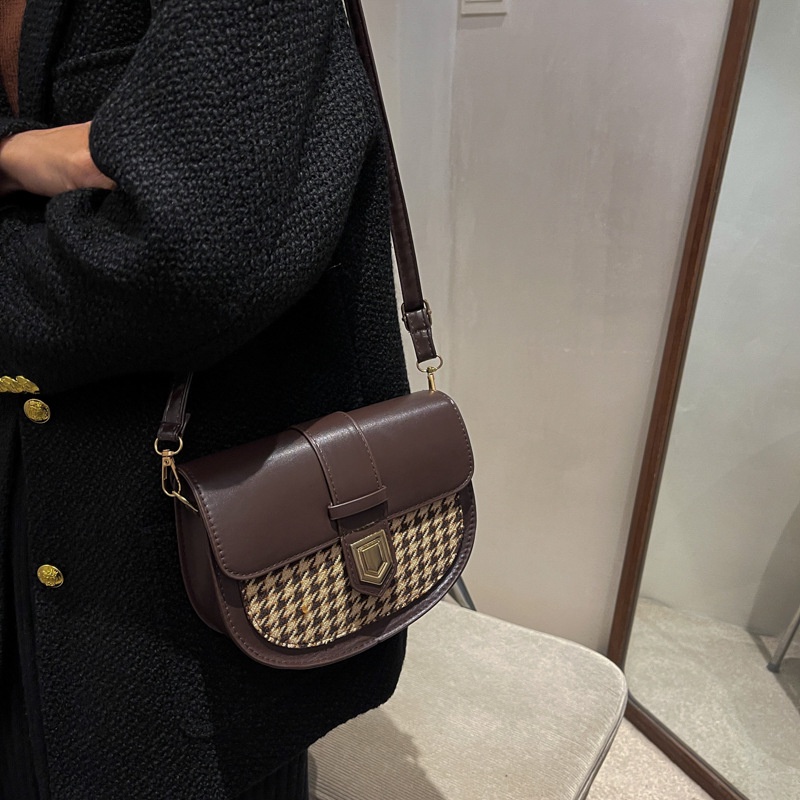 Túi Đeo Chéo retro Thời Trang Thu Đông Cho Nữ Năm 2021