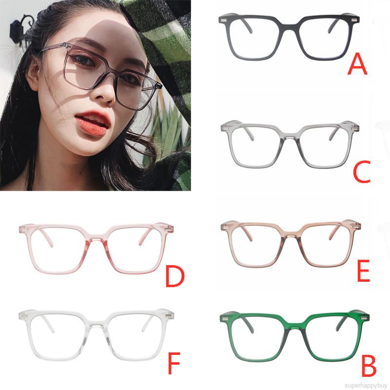 Mắt Kính Gọng Vuông Phong Cách Hàn Quốc