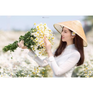 Nón nan tre chụp ảnh