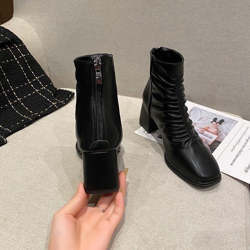 Boot da nhún mềm ôm chân | BigBuy360 - bigbuy360.vn