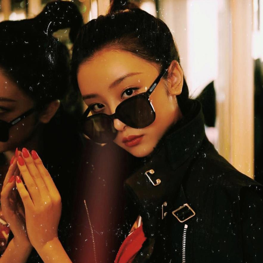 Kính râm nam nữ màu đen chống nắng, mắt kính mát thời trang K323 shop377