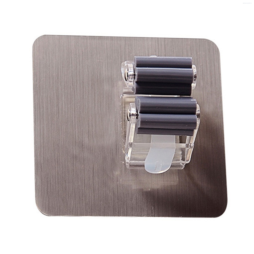Giá Treo Chổi &amp; Cây Lau Nhà Gắn Tường