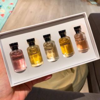 Bộ nước hoa LV 5 chai 10ml
