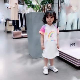 Áo váy cầu vồng
