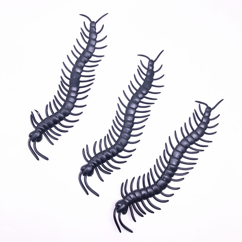 1 CON RẾT ĐEN TO DÀI 14CM dùng để troll chơi khăm,trang trí halloween