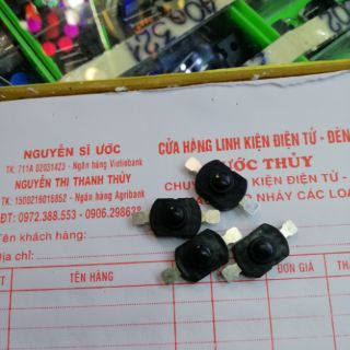 10c Công tắc đèn 2 chân
