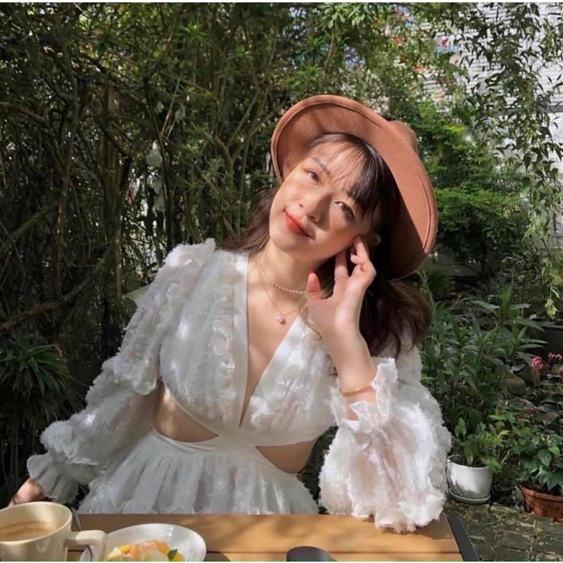 ĐẦM TRẮNG LÔNG CUTOUT LƯNG ❣️