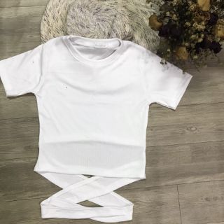 ÁO THẮT NƠ SAU LƯNG A4